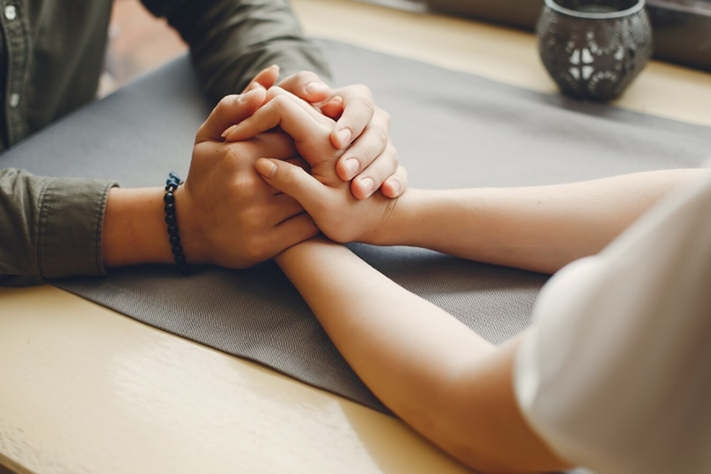 <p>Contrats et PACS</p>