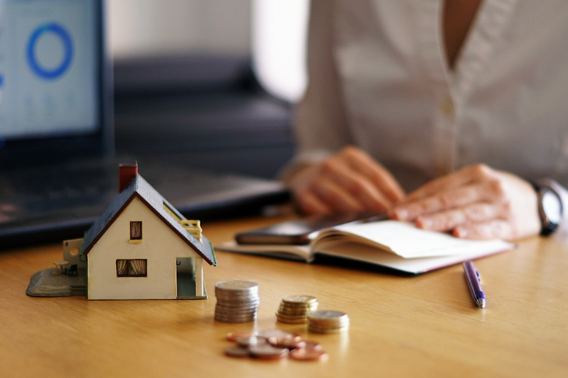 <p>Prise de s&ucirc;ret&eacute;s et d'hypoth&egrave;ques</p>